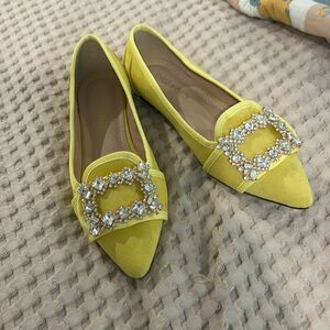 Brand new sz 7 chase + Chloe flats